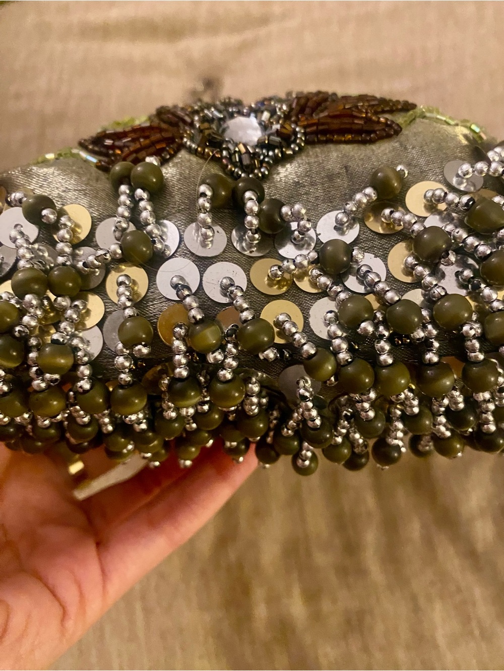 For Renewredo - Vintage Beaded Floral Kisslock Evening Bag Olive Green | 2 chain - Picture 5 of 10